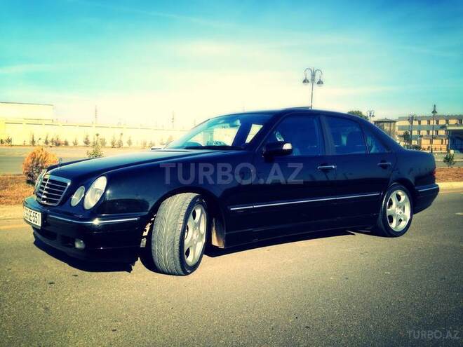 Mercedes E 240 2001, 146,000 km - 2.0 l - Bakı