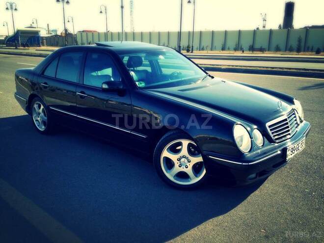 Mercedes E 240 2001, 146,000 km - 2.0 l - Bakı