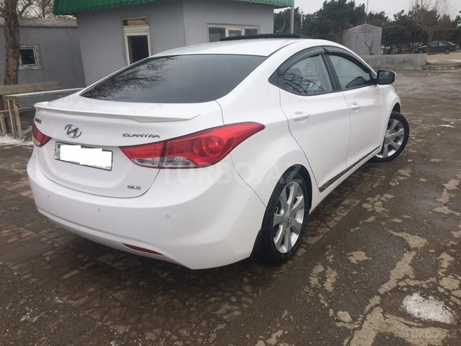 Hyundai Elantra 2014, 40,000 km - 1.8 l - Bakı