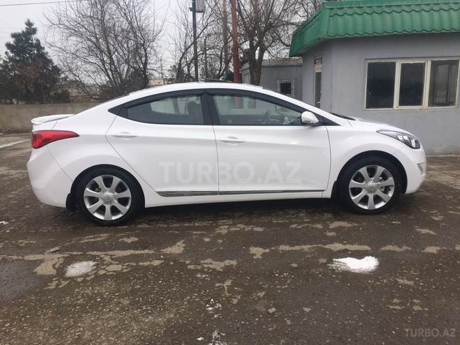 Hyundai Elantra 2014, 40,000 km - 1.8 l - Bakı