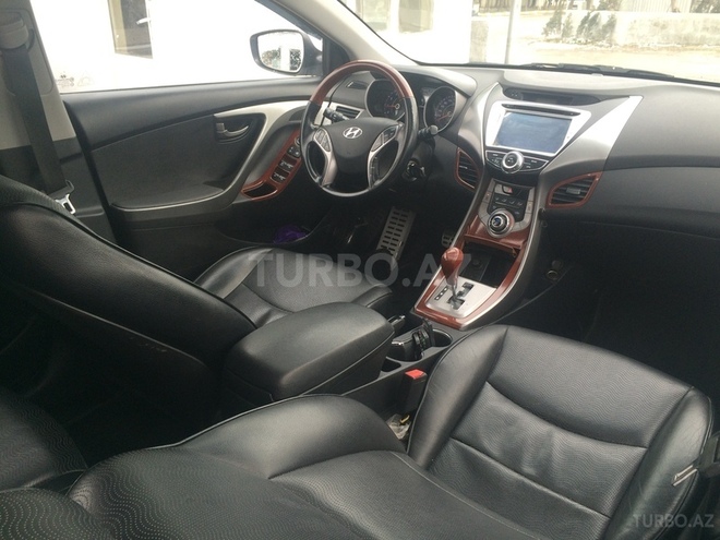 Hyundai Elantra 2014, 40,000 km - 1.8 l - Bakı