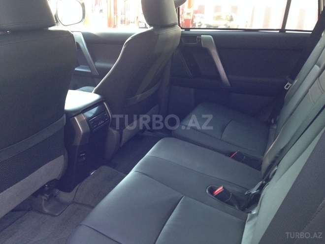 Toyota Prado 2012, 32,000 km - 2.7 l - Bakı