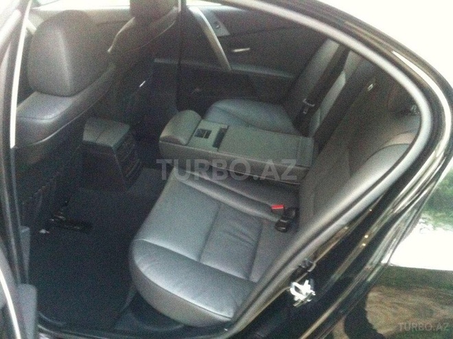 BMW 525 2005, 158,000 km - 2.5 l - Bakı