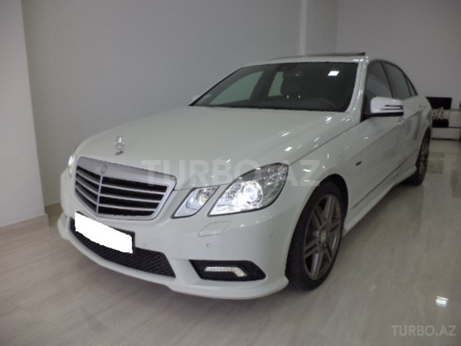 Mercedes E 350 2010, 52,000 km - 3.5 l - Bakı