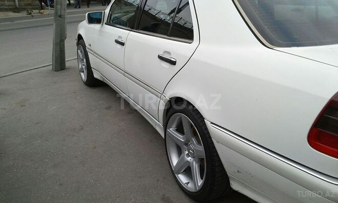 Mercedes C 240 1997, 200,000 km - 2.4 l - Bakı