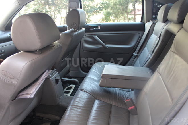 Volkswagen Passat 2002, 208,000 km - 1.8 l - Bakı