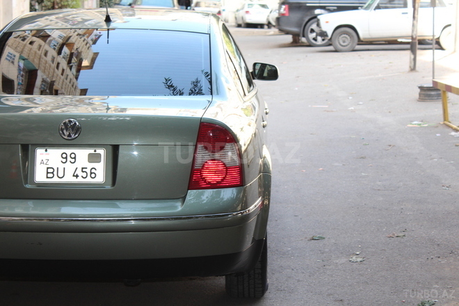 Volkswagen Passat 2002, 208,000 km - 1.8 l - Bakı