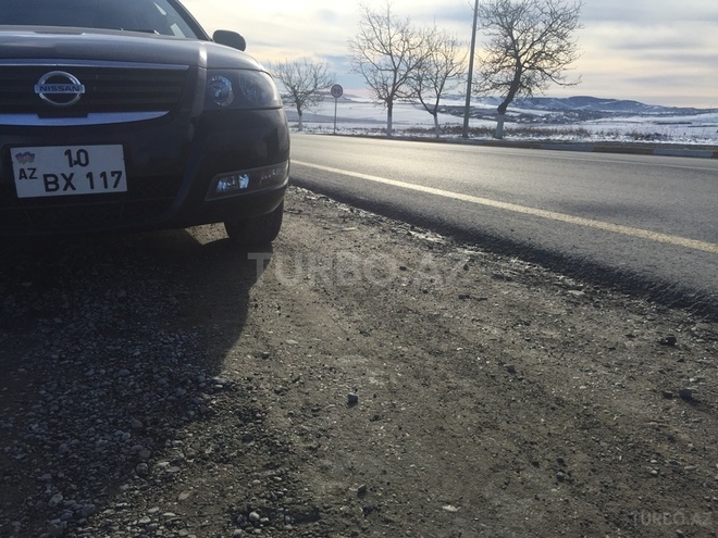 Nissan Sunny 2011, 250,000 km - 1.6 l - Bakı
