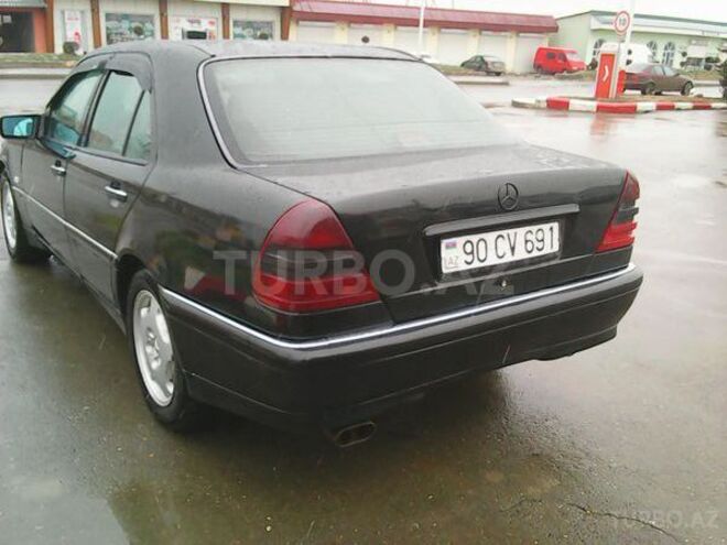 Mercedes C 180 1997, 290,000 km - 1.8 л - Quba