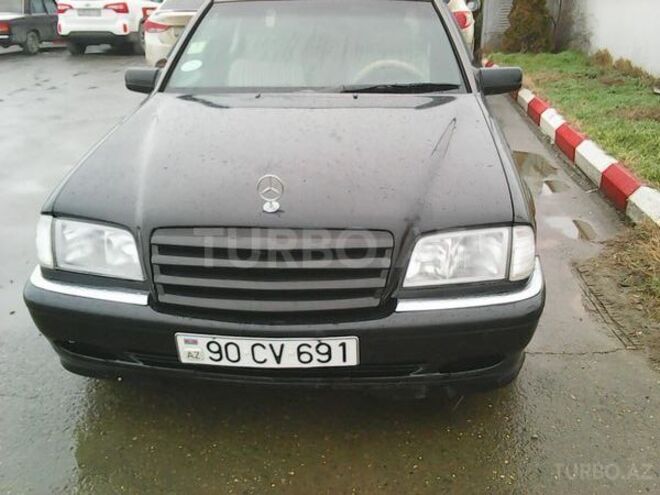 Mercedes C 180 1997, 290,000 km - 1.8 л - Quba