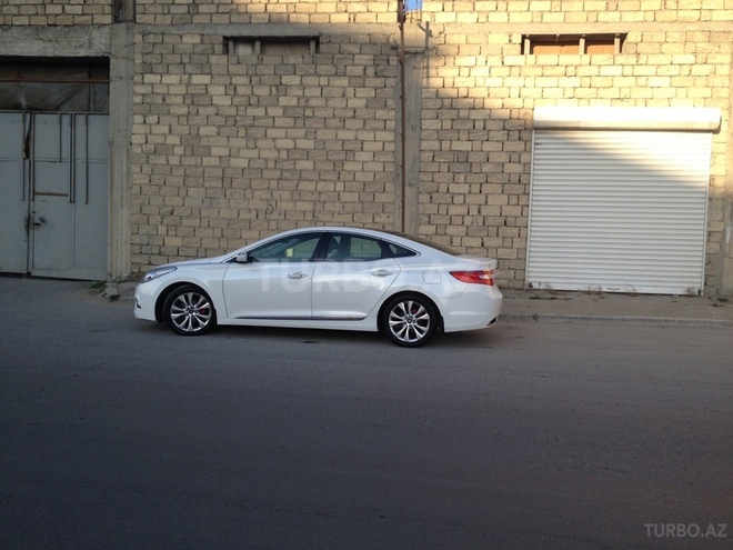 Hyundai Azera 2013, 40,000 km - 2.4 л - Bakı