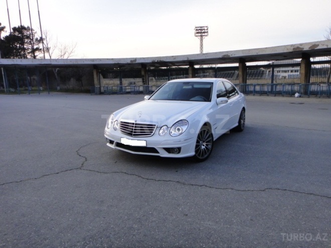 Mercedes E 240 2005, 235,000 km - 2.6 л - Sumqayıt