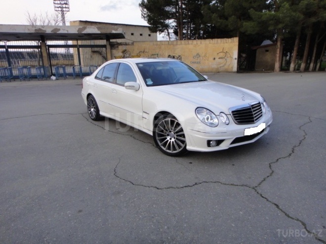 Mercedes E 240 2005, 235,000 km - 2.6 л - Sumqayıt