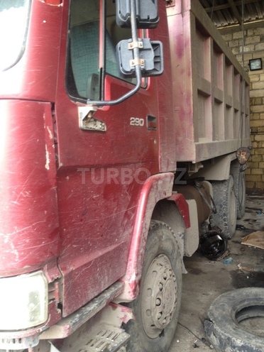 HOWO Sinotruk 2007, 189,987 km - 9.5 l - Xaçmaz