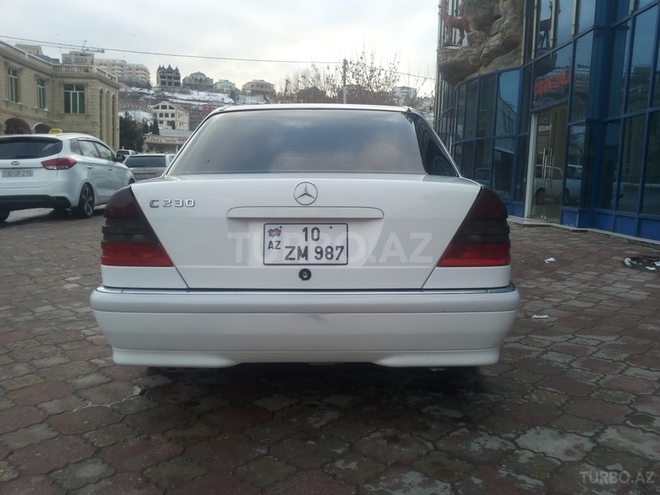 Mercedes C 230 1998, 166,000 km - 2.3 l - Bakı