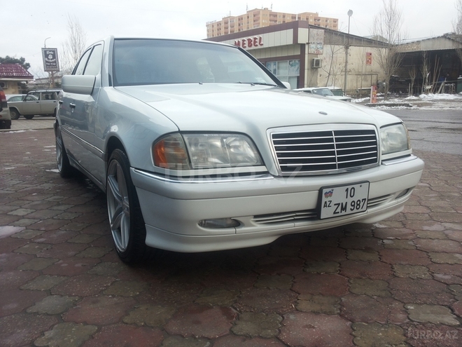 Mercedes C 230 1998, 166,000 km - 2.3 l - Bakı