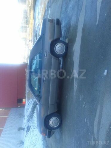 Mercedes E 200 1990, 150,000 km - 0.2 l - Bakı