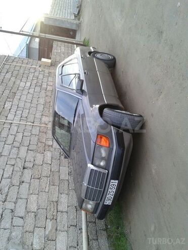 Mercedes E 200 1990, 150,000 km - 0.2 l - Bakı