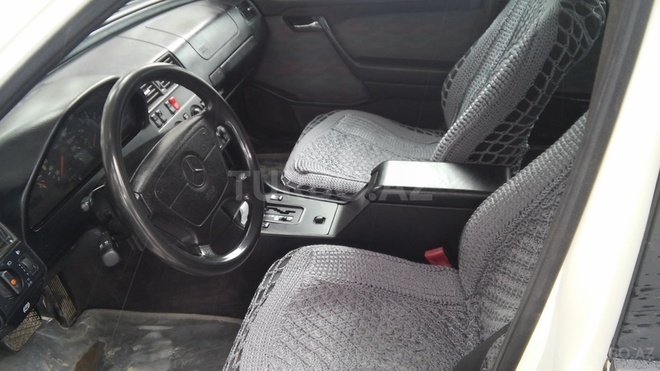Mercedes C 180 1995, 288,653 km - 1.8 l - Bakı