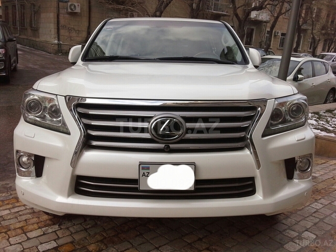 Lexus LX 570 2013, 42,000 km - 5.7 l - Bakı