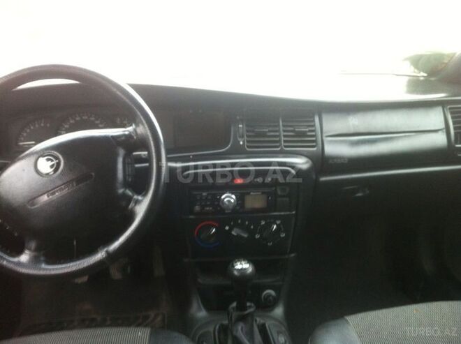 Opel Vectra 1997, 218,000 km - 1.6 l - Bakı