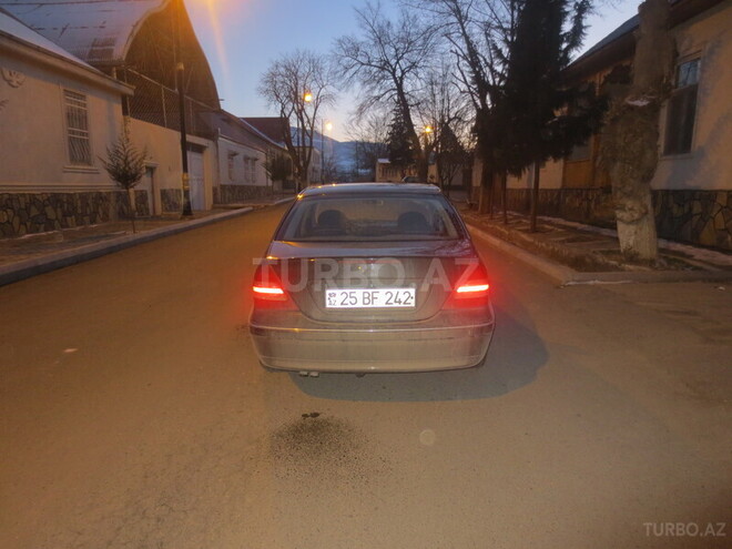 Mercedes C 200 2001, 272,000 km - 2.0 l - Göygöl