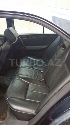 Mercedes E 280 1997, 310,000 km - 2.8 l - Sumqayıt