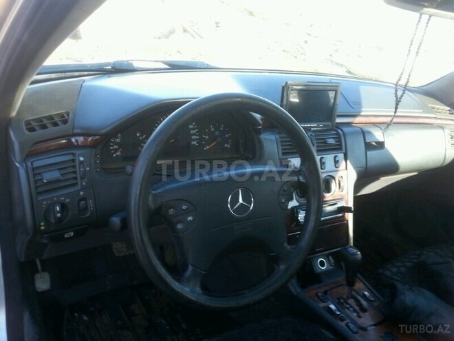 Mercedes E 220 1999, 380,000 km - 2.2 l - Cəlilabad
