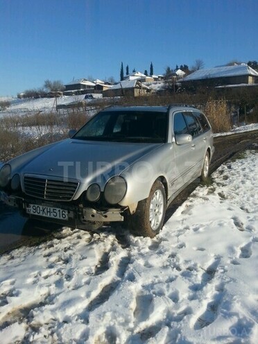 Mercedes E 220 1999, 380,000 km - 2.2 l - Cəlilabad