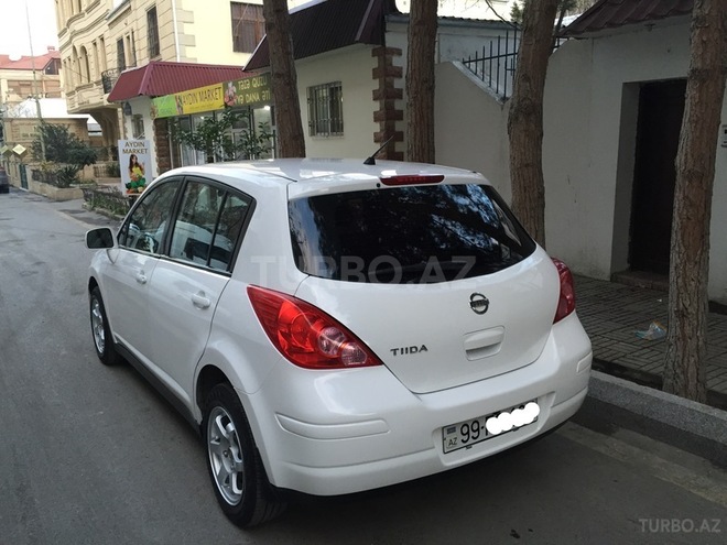 Nissan Tiida 2010, 43,000 km - 1.8 л - Bakı