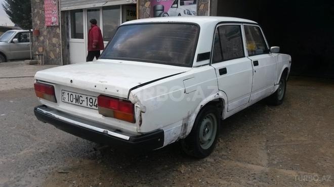 LADA (VAZ) 2107 1983, 188,000 km - 1.6 л - Bakı
