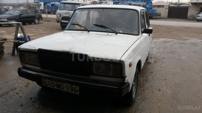 LADA (VAZ) 2107 1983, 188,000 km - 1.6 л - Bakı
