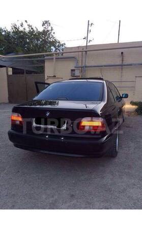 BMW 530 2001, 215,000 km - 3.0 l - Bakı
