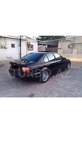 BMW 530 2001, 215,000 km - 3.0 l - Bakı