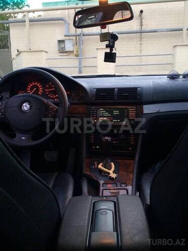 BMW 530 2001, 215,000 km - 3.0 l - Bakı