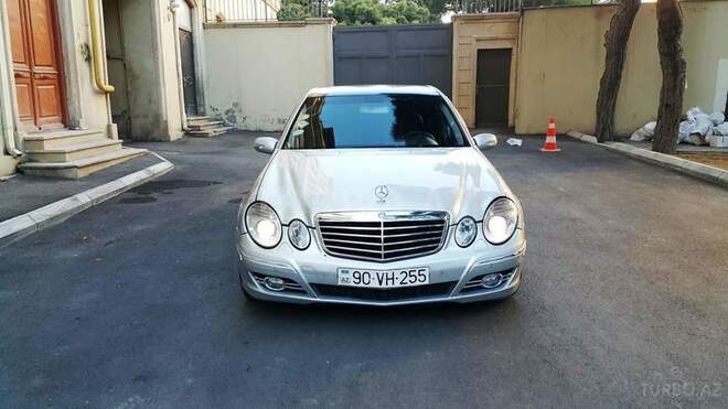 Mercedes E 270 2002, 230,000 km - 2.7 л - Bakı