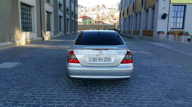 Mercedes E 270 2002, 230,000 km - 2.7 л - Bakı