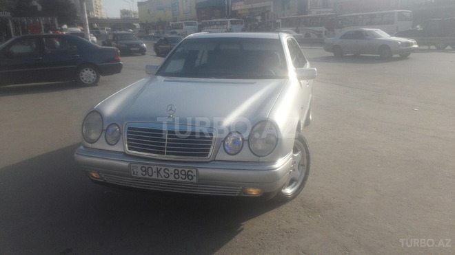 Mercedes E 200 1998, 360,000 km - 2.0 l - Bakı