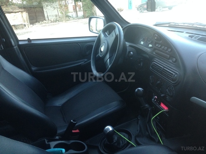Chevrolet Niva 2012, 109,000 km - 1.7 l - Şabran