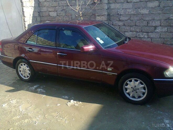 Mercedes C 220 1996, 289,000 km - 2.2 л - Bakı