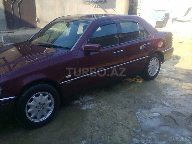 Mercedes C 220 1996, 289,000 km - 2.2 л - Bakı