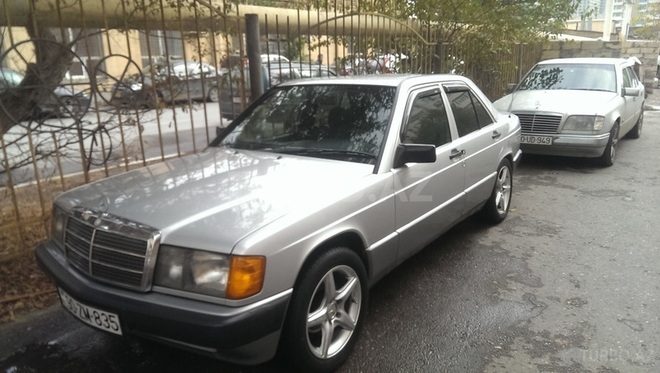 Mercedes 190 1991, 120,000 km - 1.8 л - Bakı