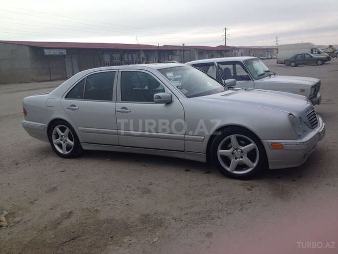 Mercedes E 320 2000, 152,000 km - 3.2 l - Sumqayıt