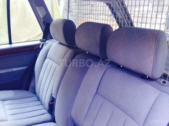 Mercedes E 200 1995, 187,000 km - 0.2 l - Bakı