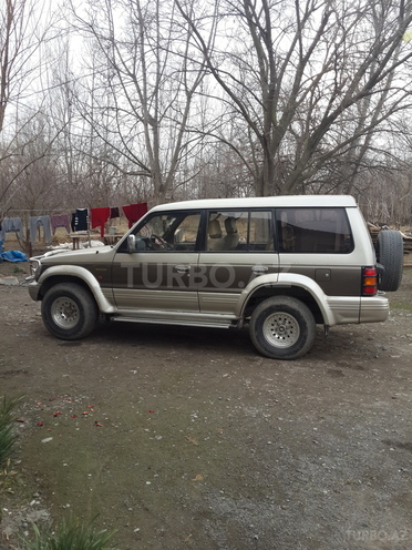 Mitsubishi Pajero 1992, 311,500 km - 2.5 l - Bərdə