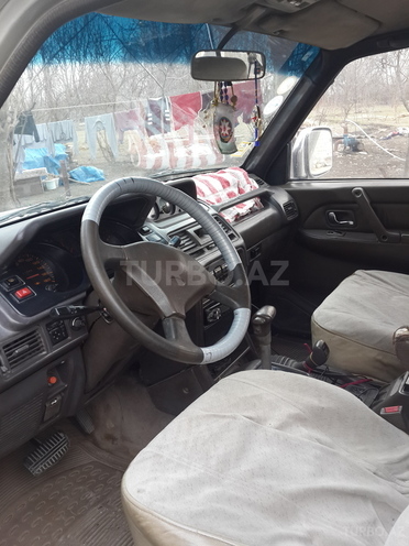 Mitsubishi Pajero 1992, 311,500 km - 2.5 l - Bərdə