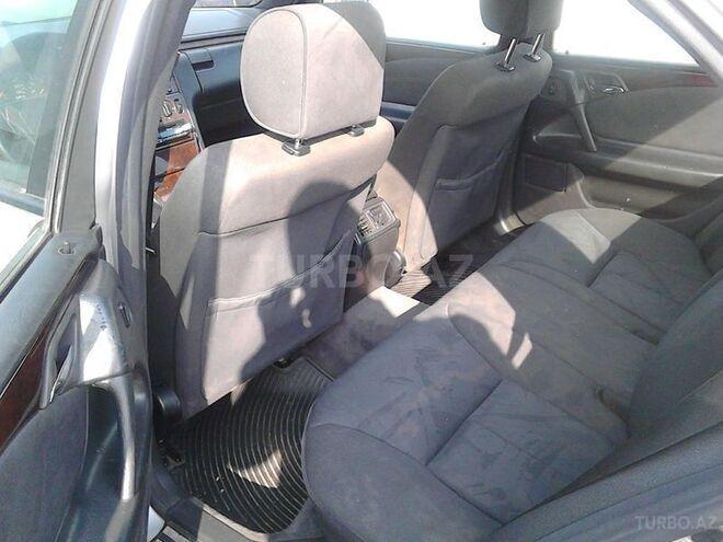 Mercedes E 230 1996, 306,000 km - 2.3 л - Gəncə