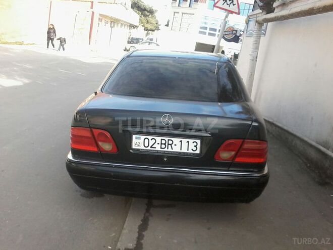 Mercedes E 280 1997, 290,000 km - 2.8 l - Bakı