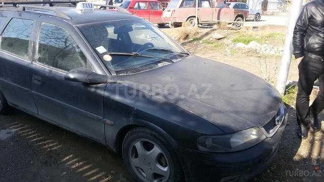 Opel Vectra 1997, 200,000 km - 1.6 l - Bakı