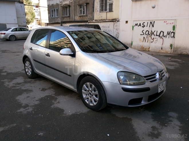 Volkswagen Golf 2004, 155,500 km - 2.0 l - Bakı